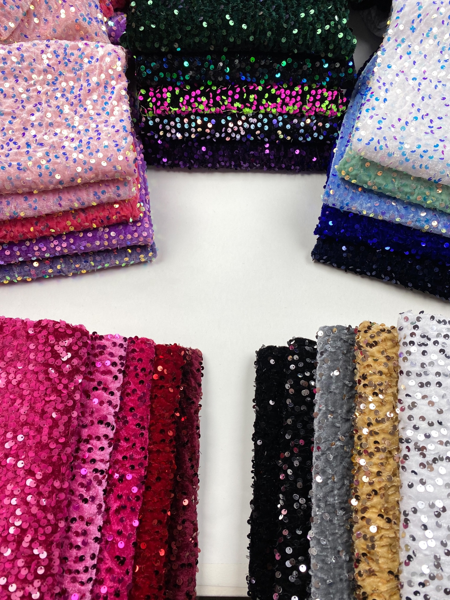 Объёмные пайетки на бархате-стрейч | "Любимые ткани"