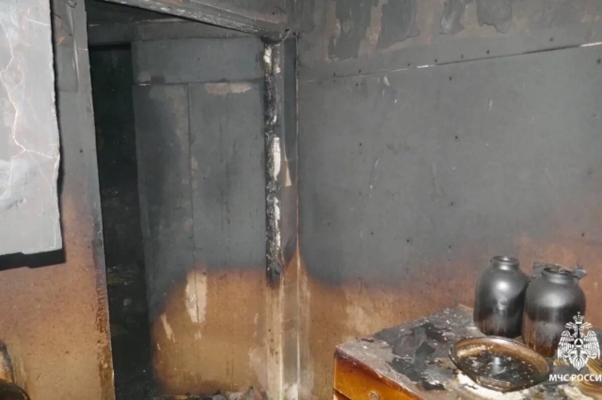    Два человека погибли при пожаре на Московском тракте