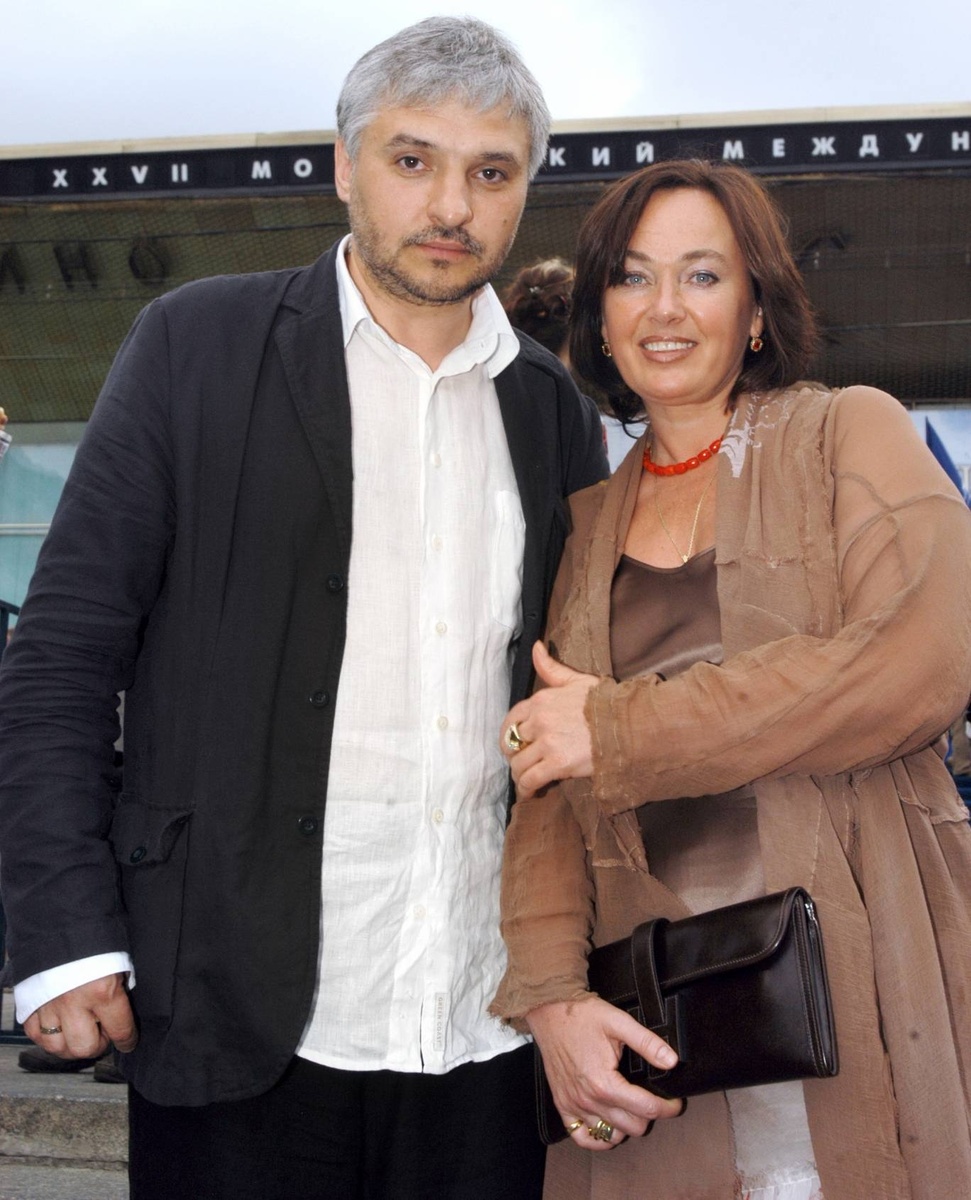  Игорь Бухаров прожил в браке с Ларисой Гузеевой двадцать летPersonastars
