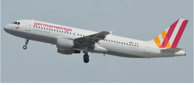 D-AIPX — самолёт, попавший в аварию. (Себастьян Мортье)