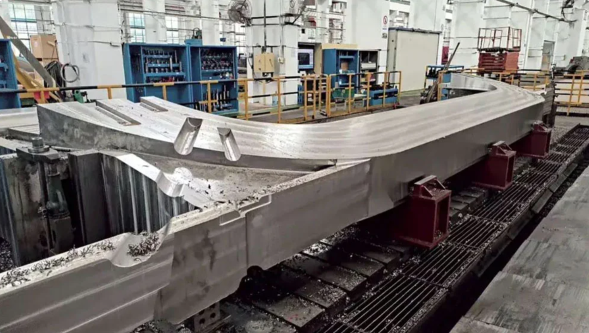 Компонент корпуса катушки тороидального поля из стали CHSN01
CAS