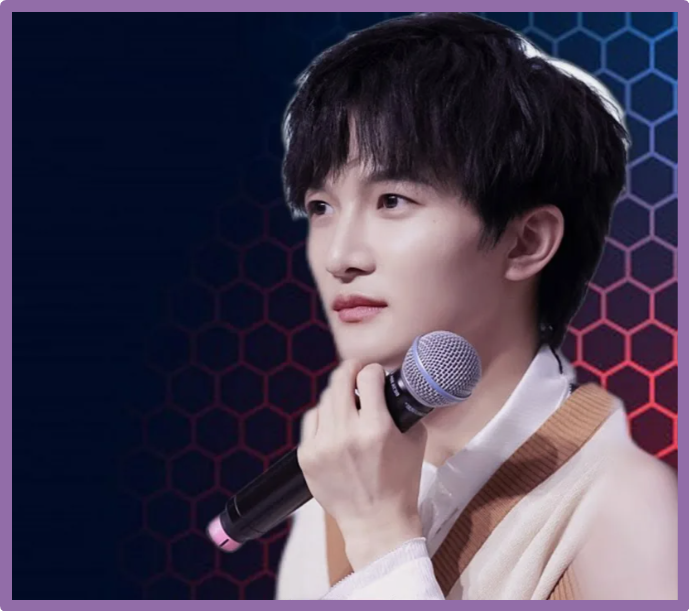 Снимок с экрана монитора. Китайский певец Чжоу Шэнь.