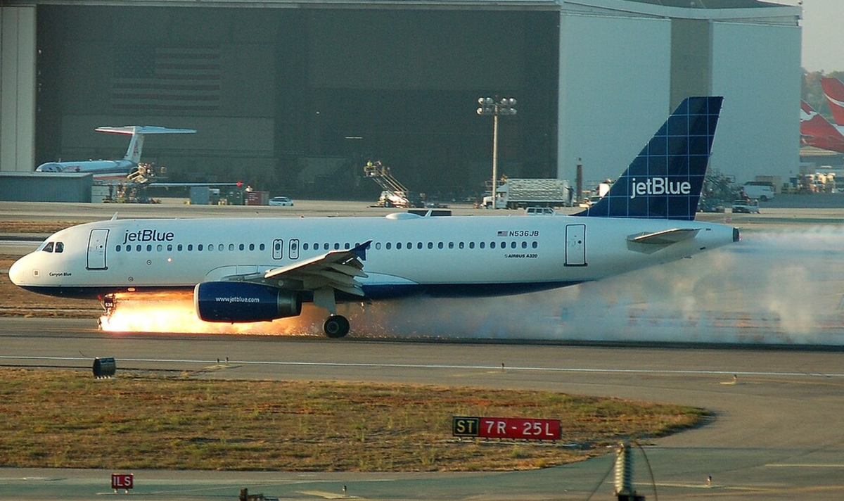 Как кремень зажигалки...