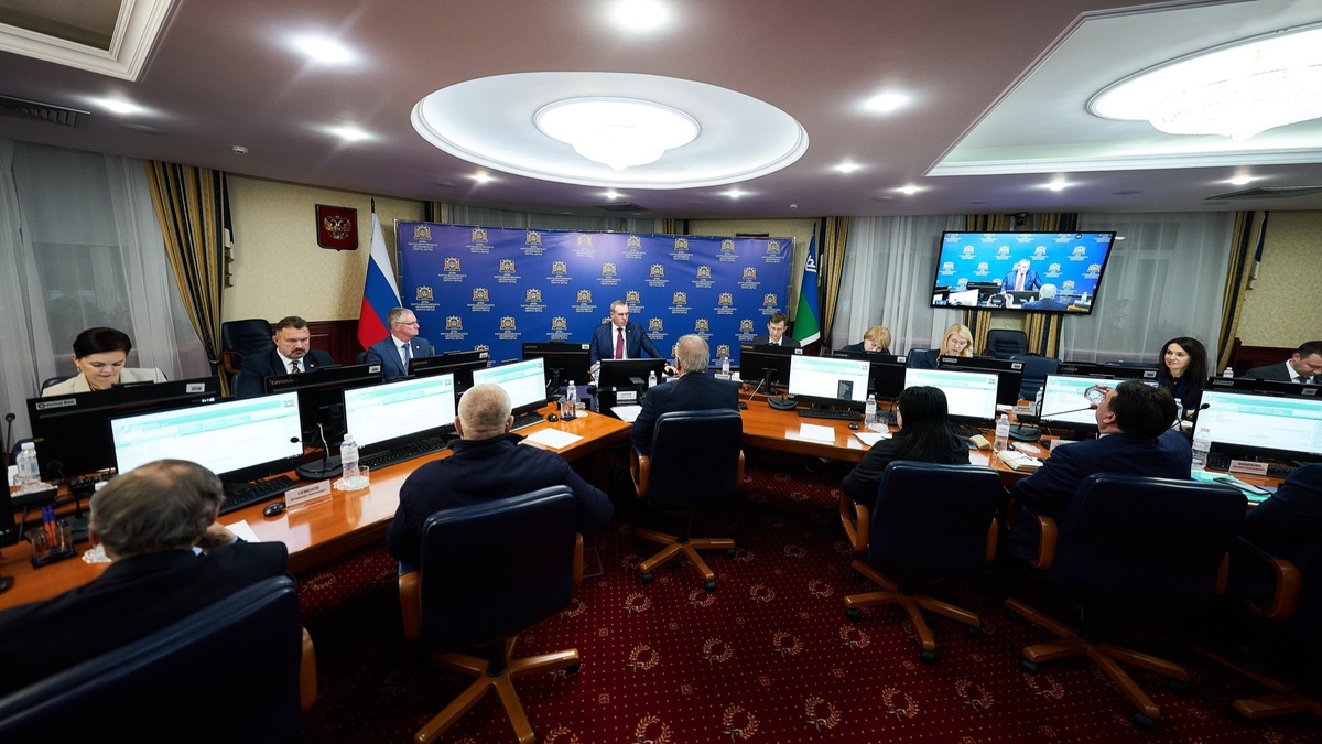    Средства депутатских фондов в Югре планируют направить на поддержку участников СВО