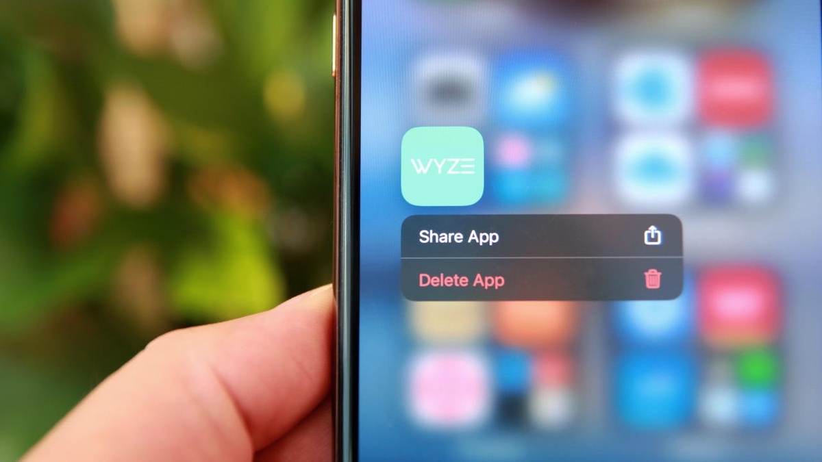    А как вы удаляете приложения с айфона? Изображение: zdnet.com