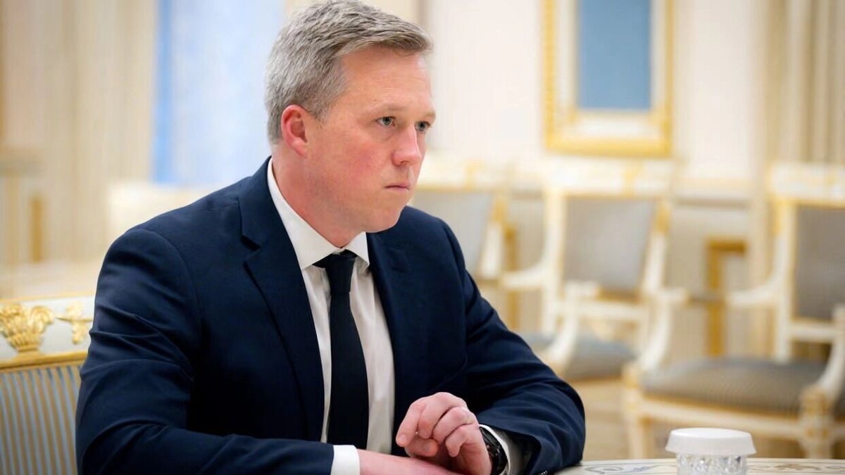 Первое задание Дэн Дрисколл выполнил хорошо. Фото: офис президента Украины