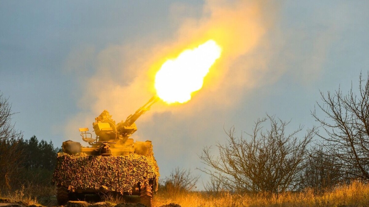 С американской стороны военные действия на Украине призваны остановить не профессиональные дипломаты, а личные порученцы президента Трампа. Фото: Александр Река/ТАСС