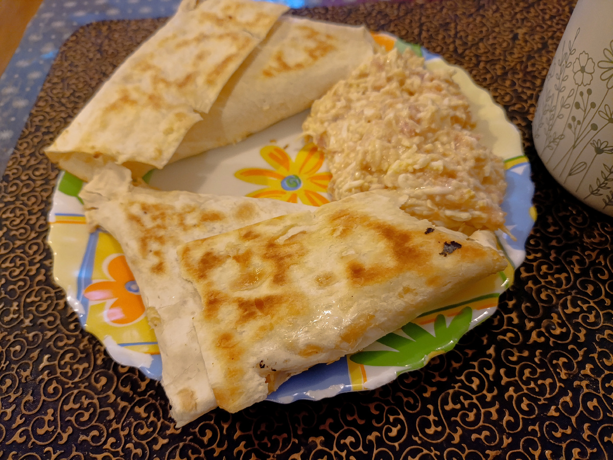 Первый прием пищи.