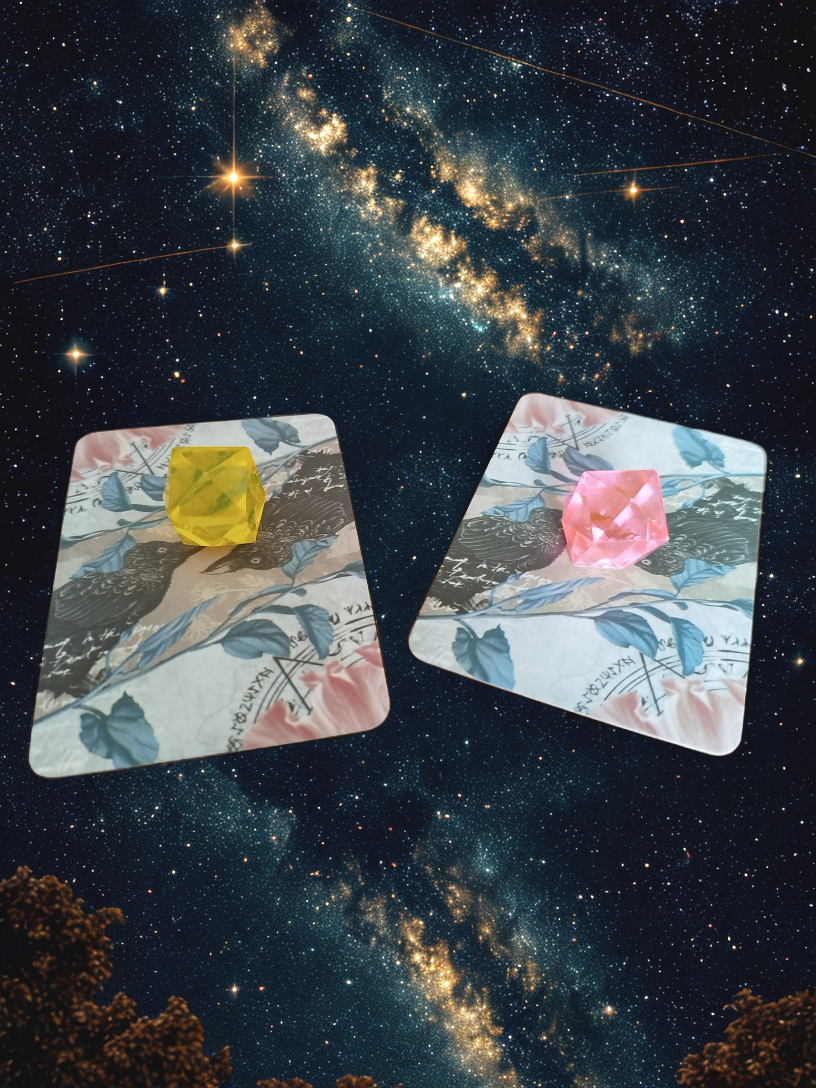 НЕОБХОДИМО СОСРЕДОТОЧИТЬСЯ И ВЫБРАТЬ КАРТУ