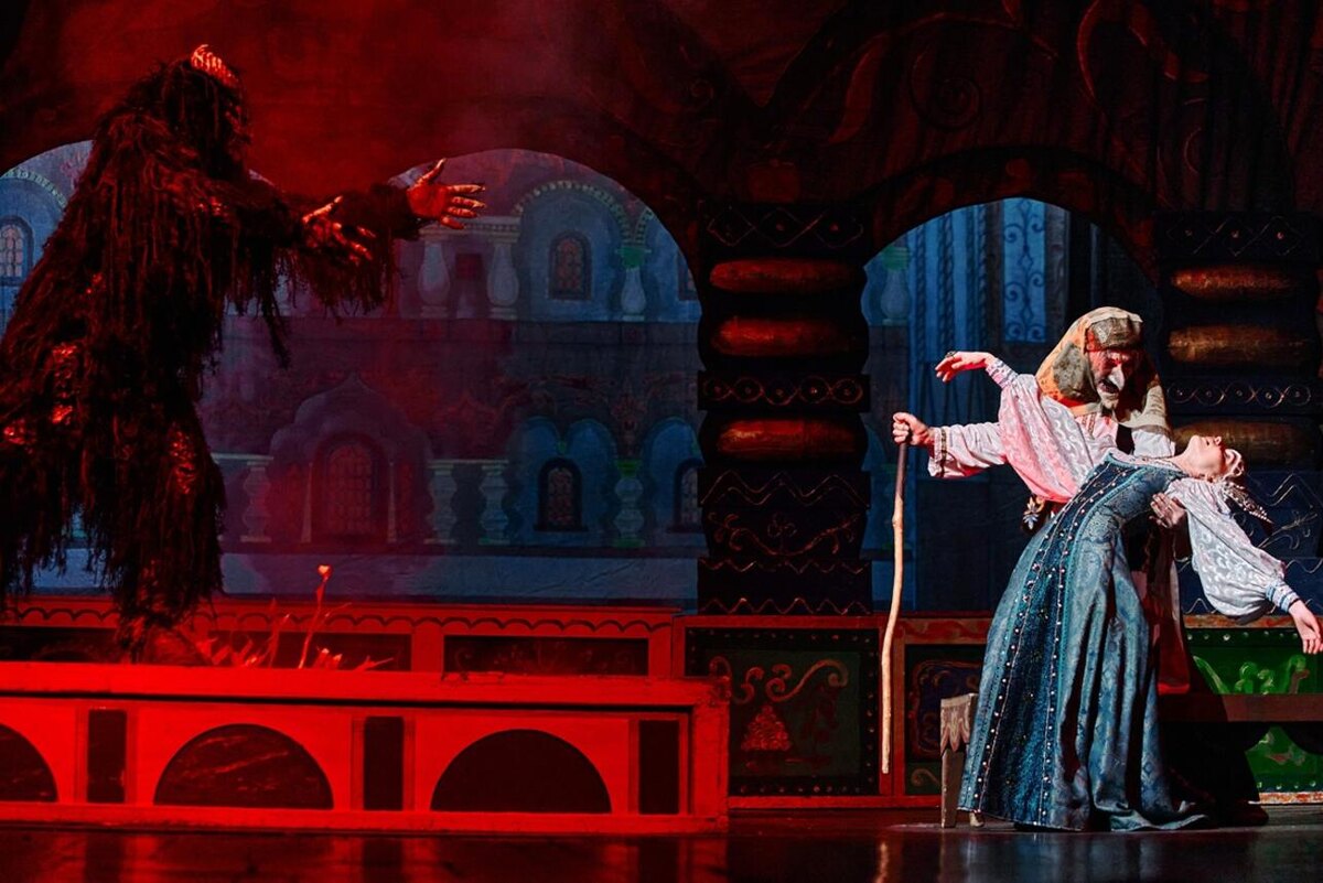    Спектакль «Аленький цветочек» Геворг Арутюнян