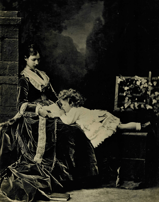 Мария Фёдоровна с сыном Николаем