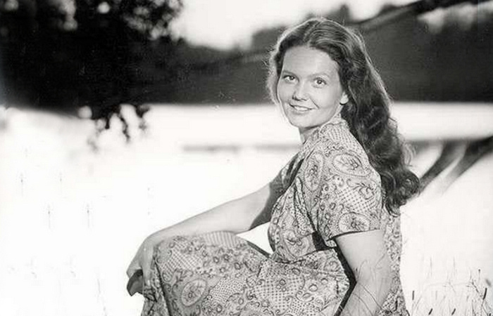    Маленькая Маша Зубарева проявляла таланты не только в искусстве, но и в науке