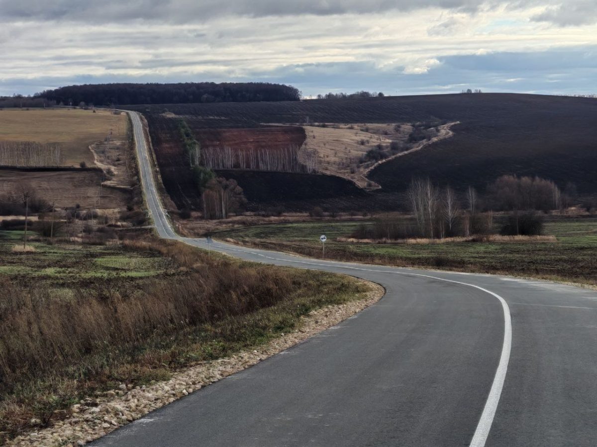    В Нижегородской области досрочно отремонтировали дорогу к селу Большие Кемары
