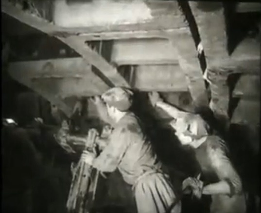 Кадр из видео. Источник: https://vkvideo.ru/video21043271_168730012