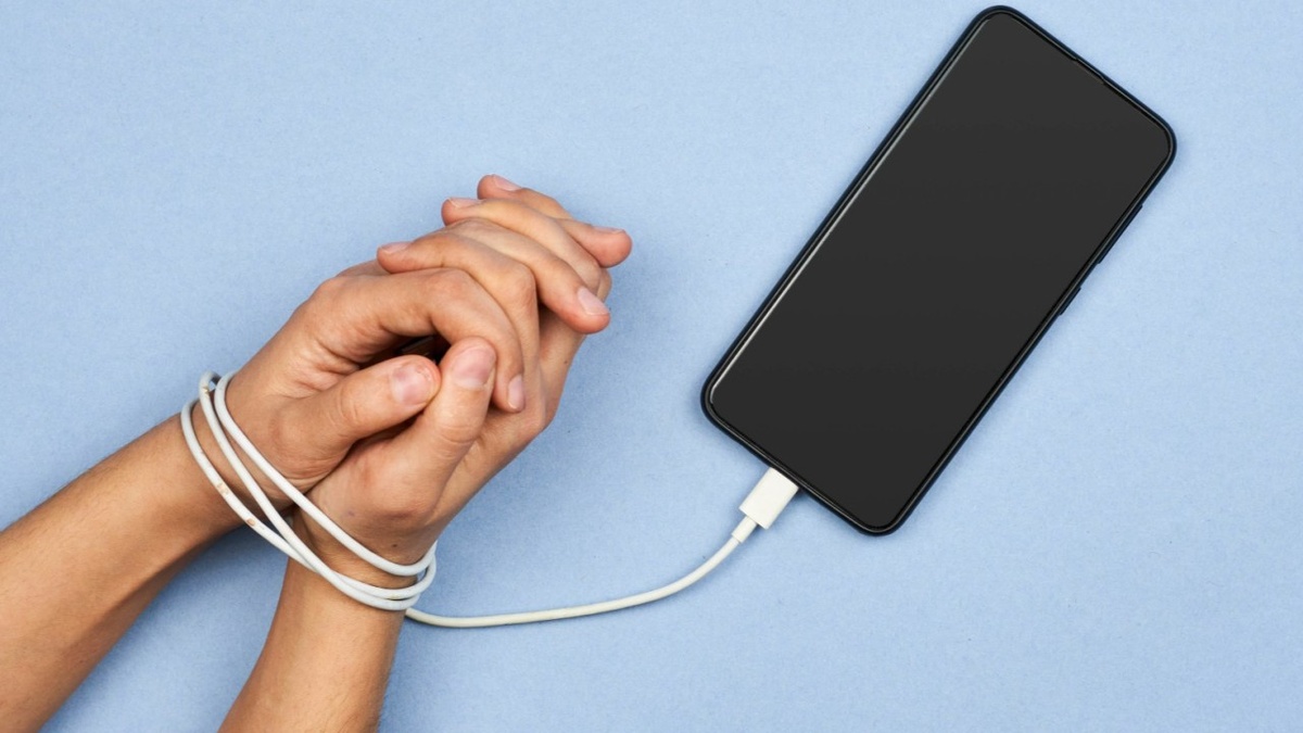    Две трети россиян заявили о цифровой усталости и зависимости от смартфонов