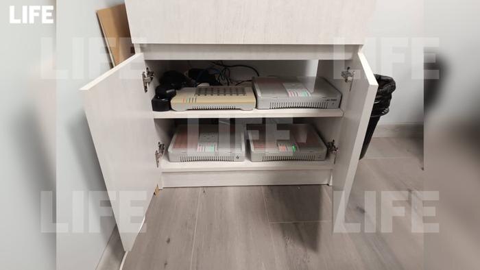 Через центр в Петербурге у россиян похитили минимум 50 млн рублей. Фото © Life.ru