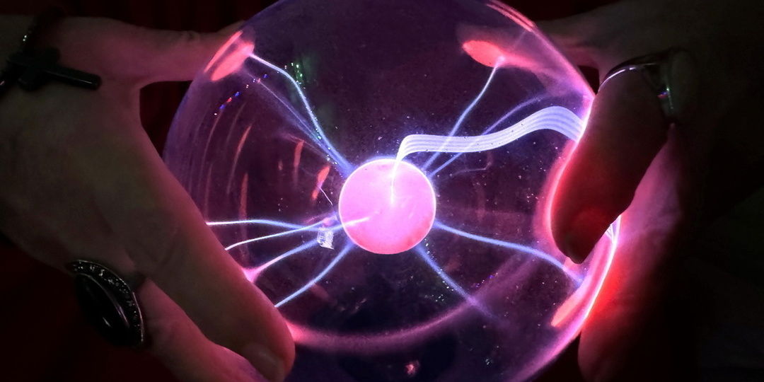 Каждый десятый россиянин ежедневно читает гороскопы