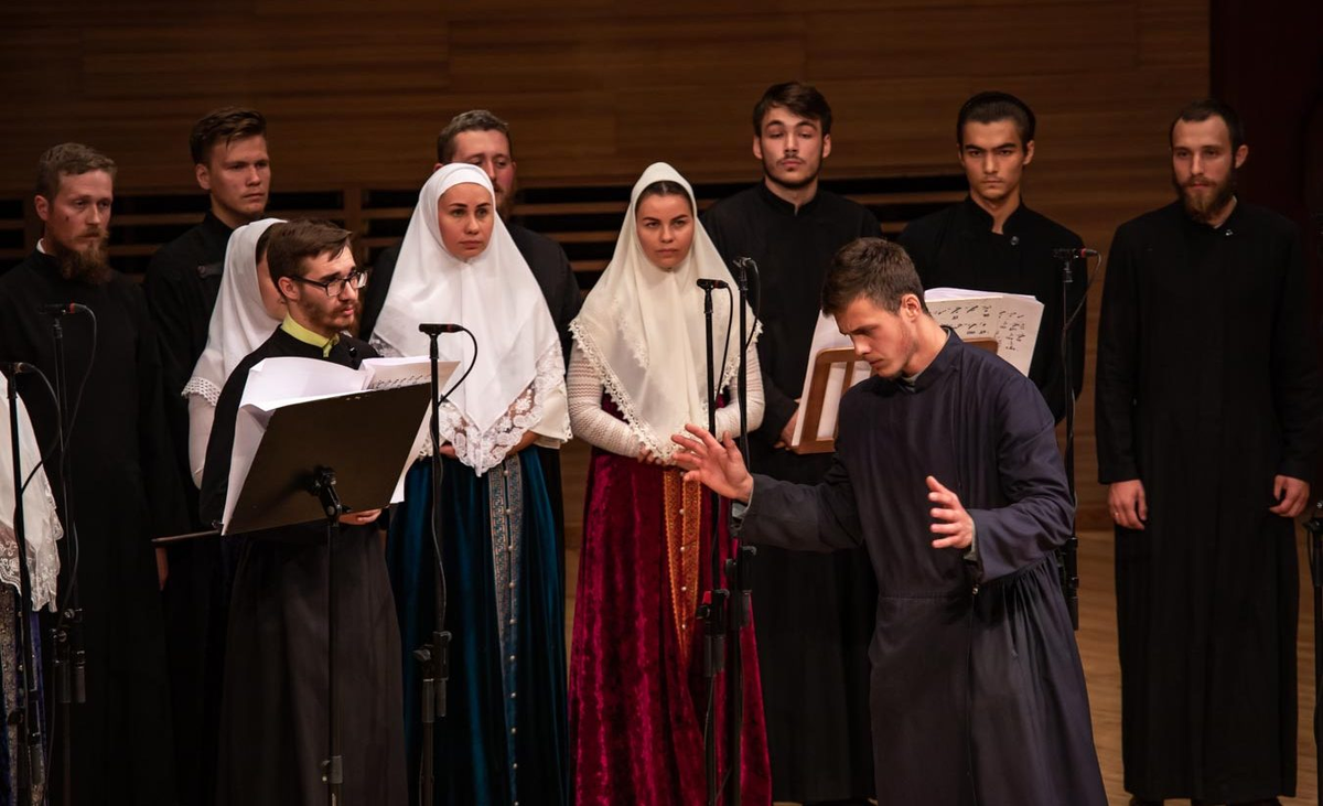 Выступление старообрядческого хора в Доме Музыки