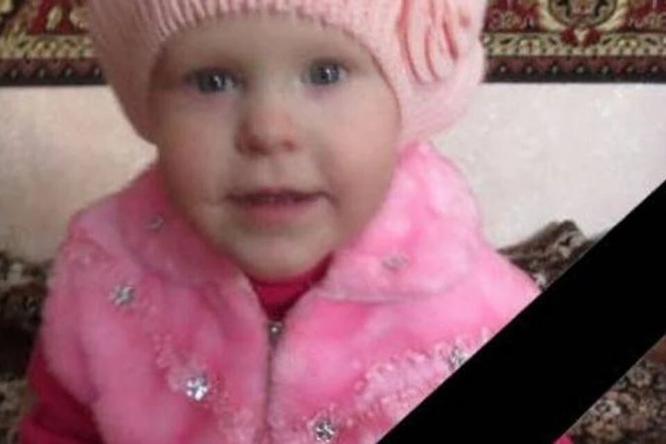 Маленькую Вику выкрали прямо с территории детсада. Фото: соцсети