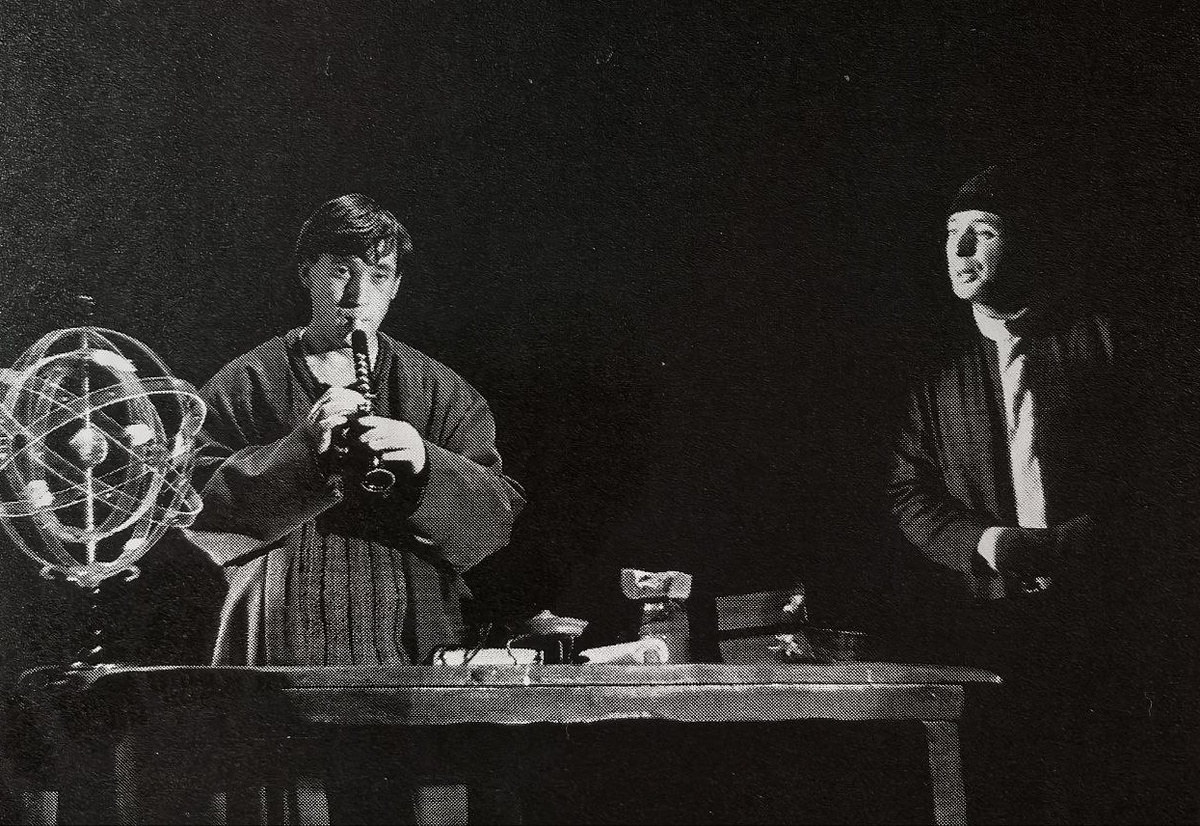 Сцена из спектакля "Жизнь Галилея". 1966 год. Фото Ю.Зенковича