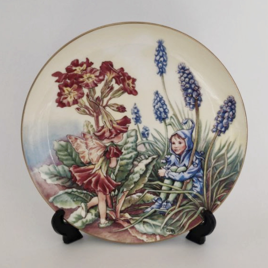 Коллекционная декоративная тарелка «Феи Нарцисс и Гиацинт» из серии «Фестиваль Цветочных феи» Англия: Border Fine Bone China, 1987. Продано за 1600 рублей