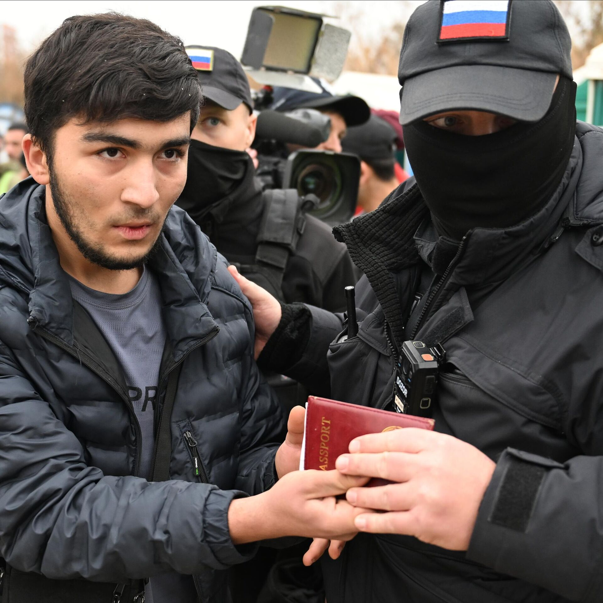 Конец этническим анклавам в Новосибирске. Будущее России без мигрантов