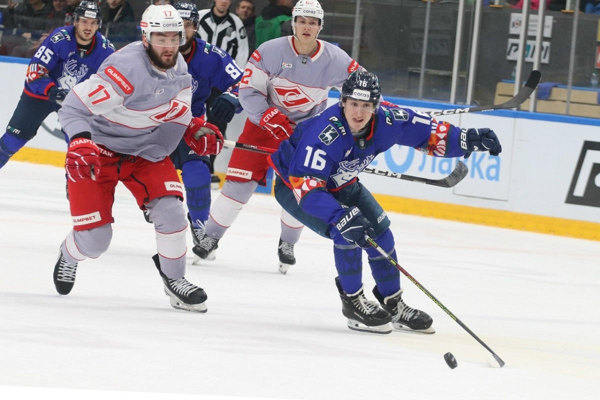    Василий Атанасов за два матча набрал 3 очка (2 + 1), а всего за 27 игр сезона – 16 (8 + 8)