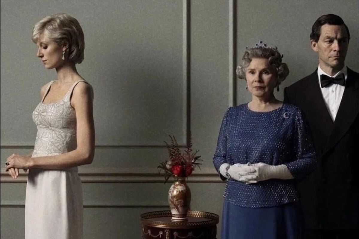 «Корона». Фото: постер сериала