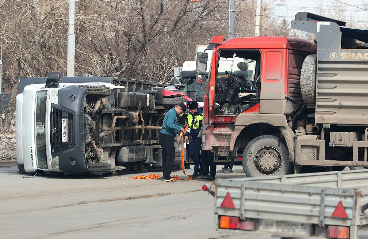 По статистике, которую ведет Госавтоинспекция Татарстана, только за 10 месяцев этого года было зарегистрировано 2704 ДТПФото: © «Татар-информ»