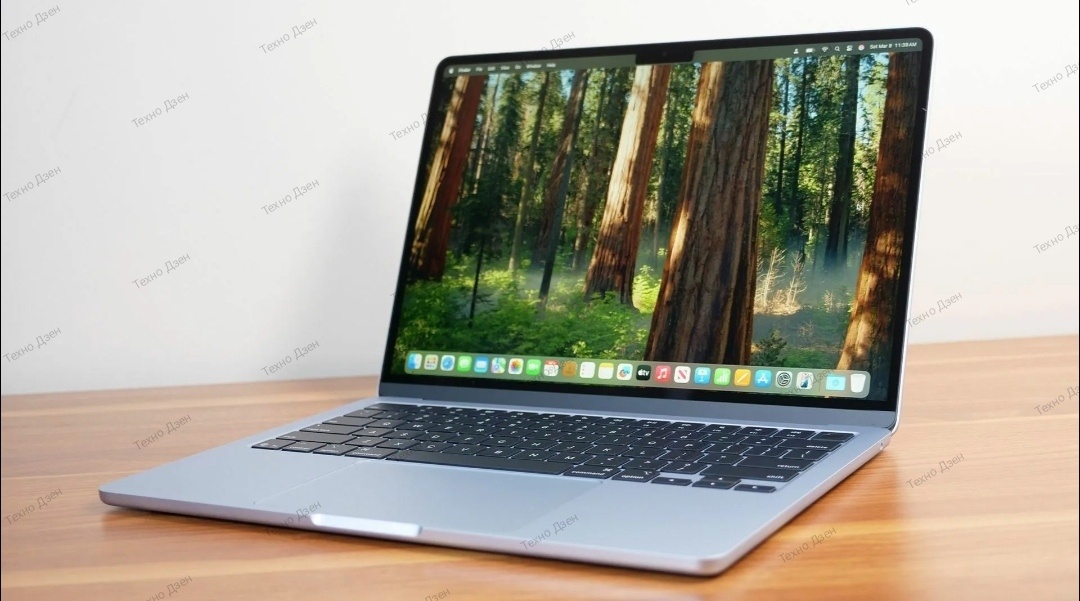 2. Apple MacBook Air 13 (M4).