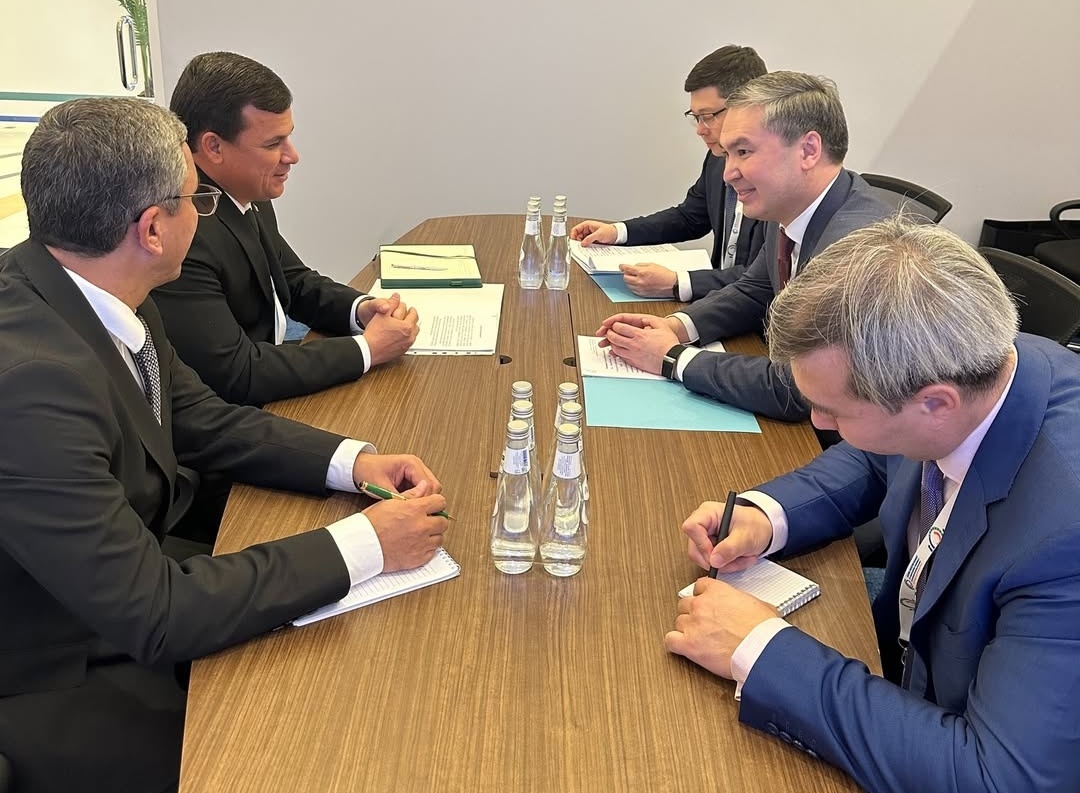 Встреча Тойгулы Нурова с Ерсайыном Нагаспаевым, 23-26 ноября 2025 года, Эр-Рияд, Саудовская Аравия (Фото: Посольство Туркменистана в Саудовской Аравии)
