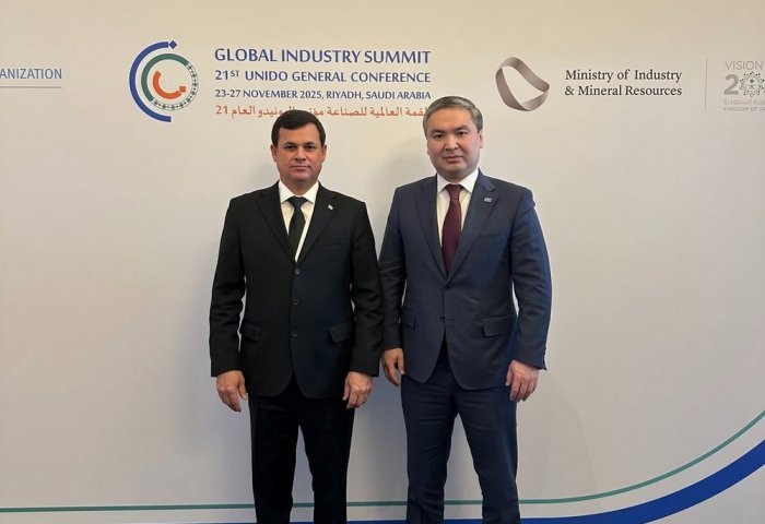 Встреча Тойгулы Нурова с Ерсайыном Нагаспаевым, 23-26 ноября 2025 года, Эр-Рияд, Саудовская Аравия (Фото: Посольство Туркменистана в Саудовской Аравии)