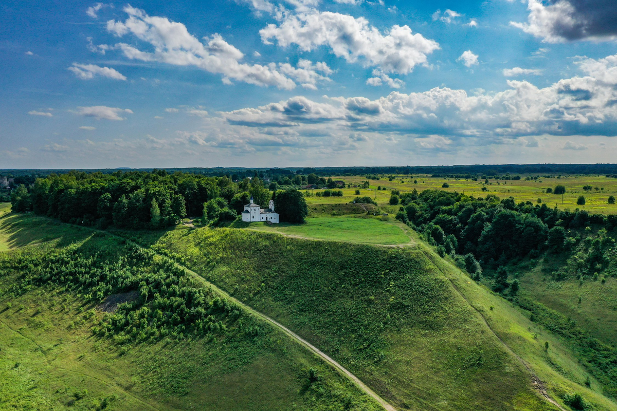 Труворово городище в Изборске