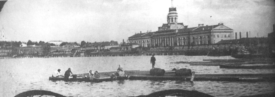 К 1923 году на Ижевском оружейном заводе около 10% станков прослужили более 35 лет