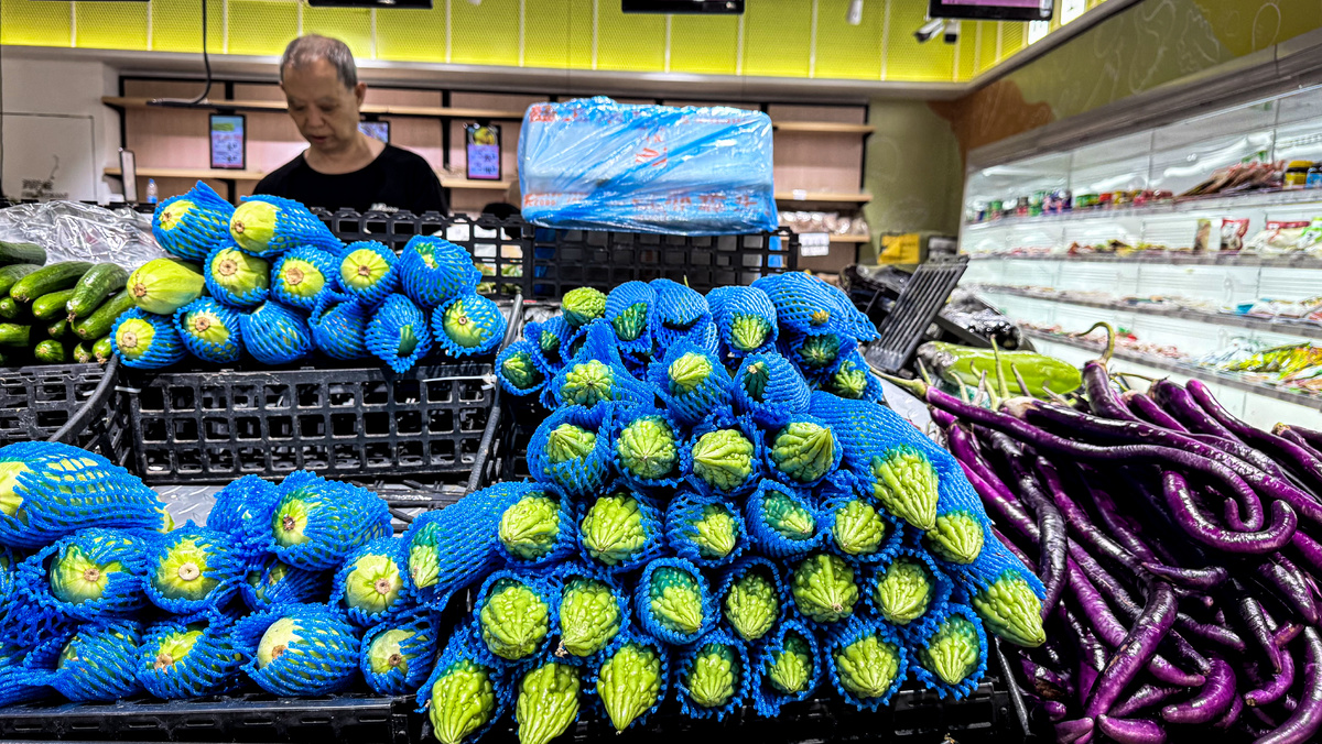 Продуктовый супермаркет в Китае: что продают и чем отличается от наших 