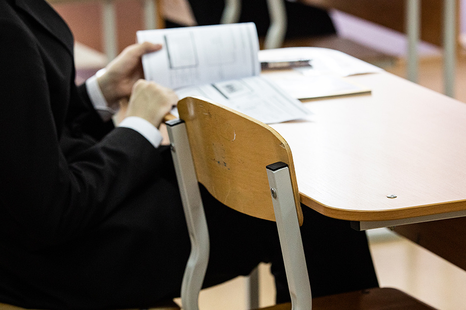 Из-за давления и запугивания со стороны учителей многие семьи отказываются от 10 класса и уходят в колледжи. | Фото: Анна Майорова/Octagon.Media