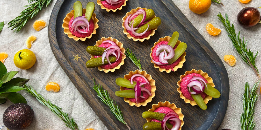 Научилась готовить советские шпроты по-новому: закуска на праздничный стол