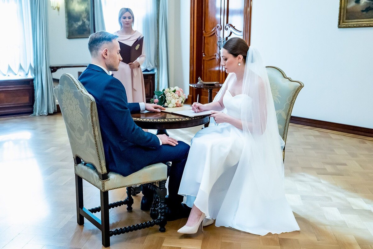    В Москве в 2026 году расширят количество площадок для свадебных церемоний