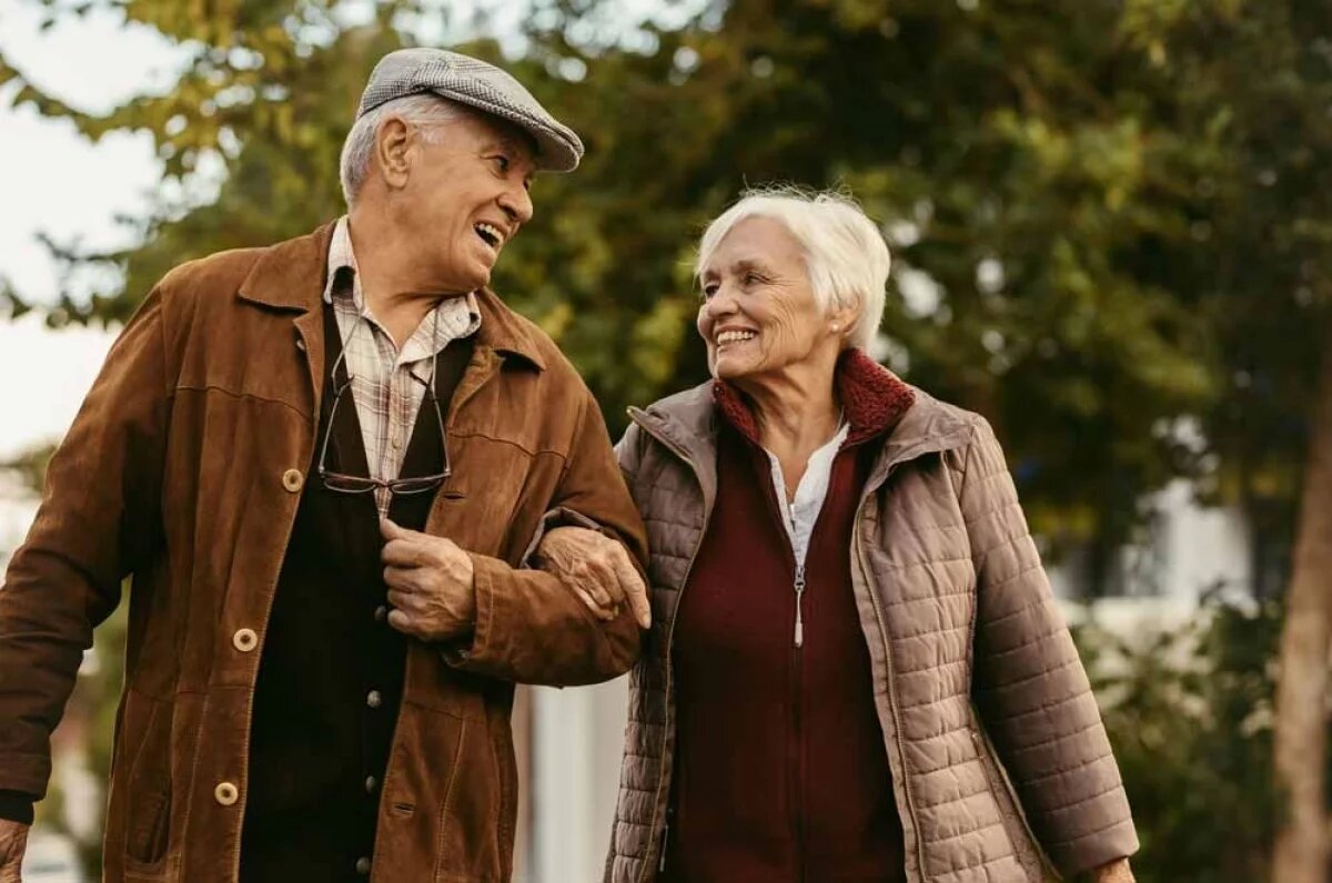    Врач Чернышов рассказал, сколько шагов нужно людям после 60 лет