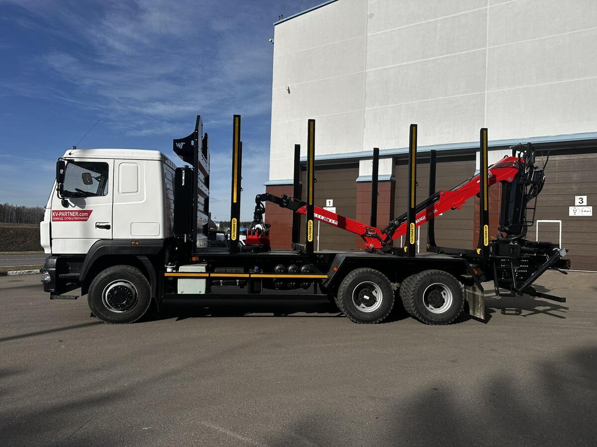 Сортиментовоз МАЗ с гидроманипулятором ВЕЛМАШ ВМ 10-86