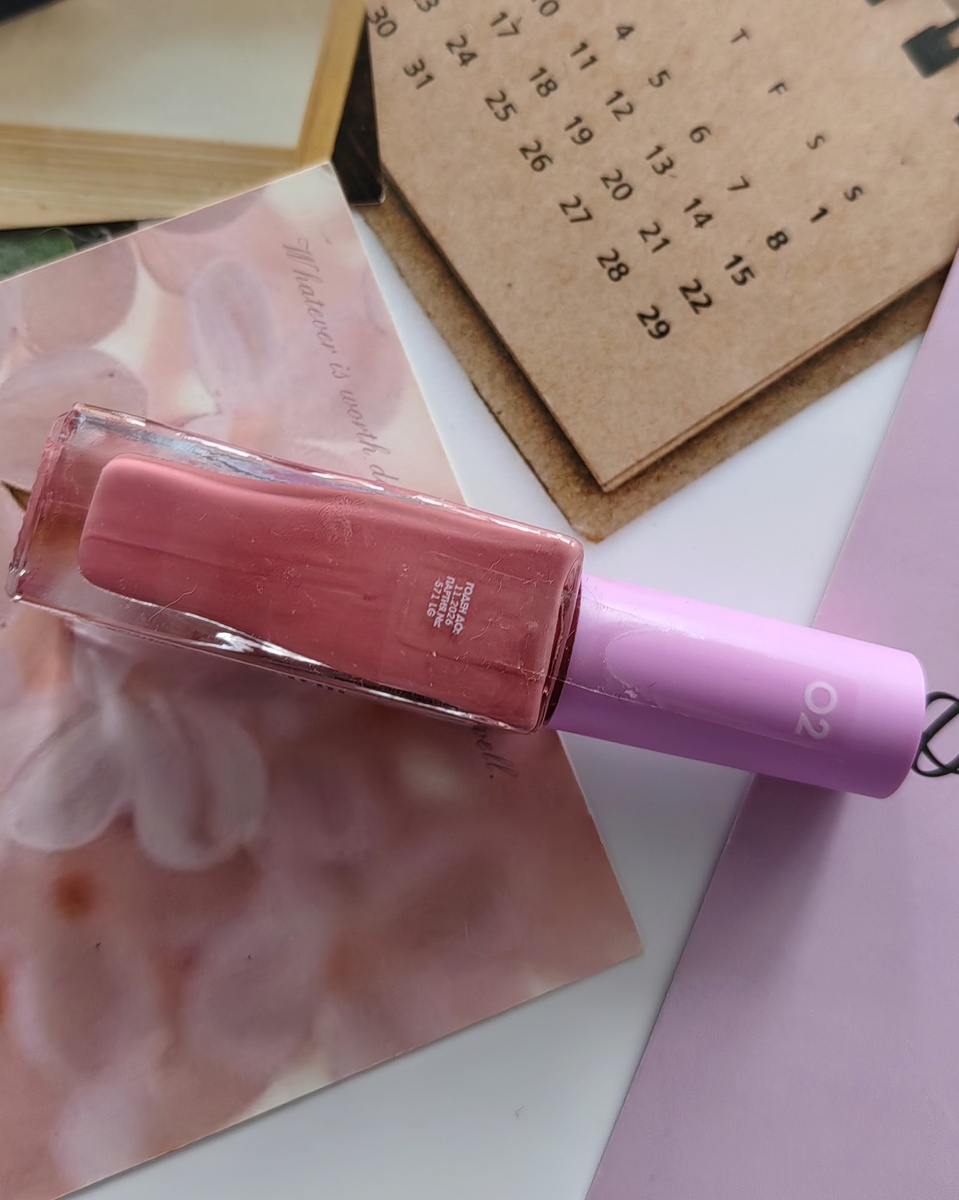 Блеск для губ от бренда "Love Generation", флакон