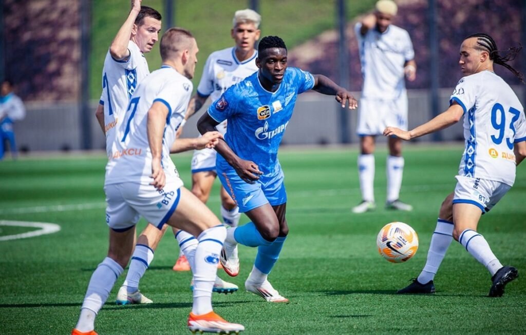    Матч Динамо — Зенит на ВТБ Арене ожидается с аншлагом (источник изображения) News Express Team