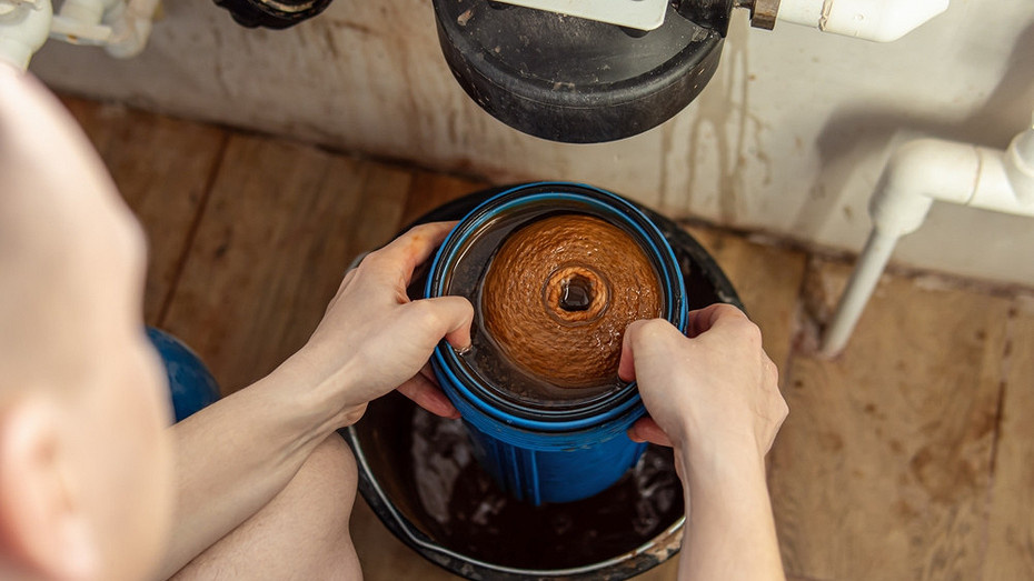 Как почистить фильтр грубой очистки для воды: инструкции для косых и колбовых моделей