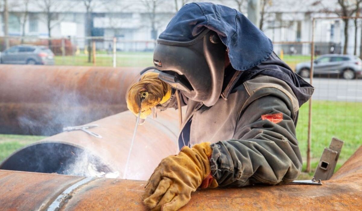     Ремонтные работы. Источник: eplosetspb.ru Автор фото: Пресс-служба АО "Теплосеть Санкт-Петербурга"