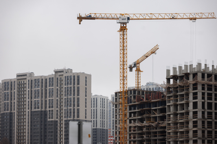    В 2019 году в стране возвели 82 млн кв. м жилья, а в 2023 — 110 млн кв. метров. Это лучший показатель за всю историю страны со времен СССР в переводе на душу населения.   
Фото: «БИЗНЕС Online»