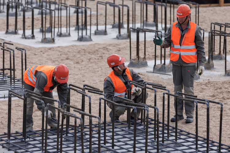    «У нас на сегодняшний день производительность труда в стройке в 2−3 раза ниже, чем в развитых странах».   
Фото: «БИЗНЕС Online»