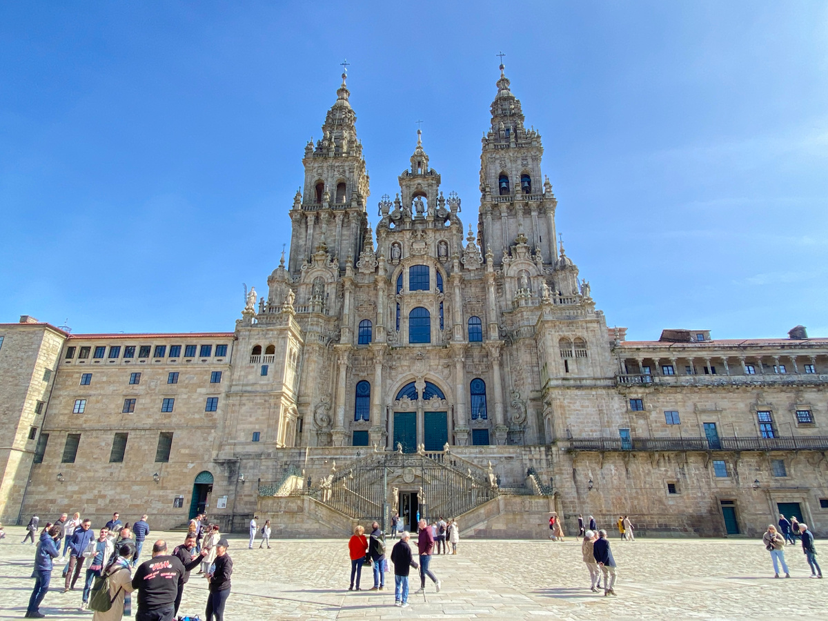 Испанский город Сантьяго-де-Компостела.