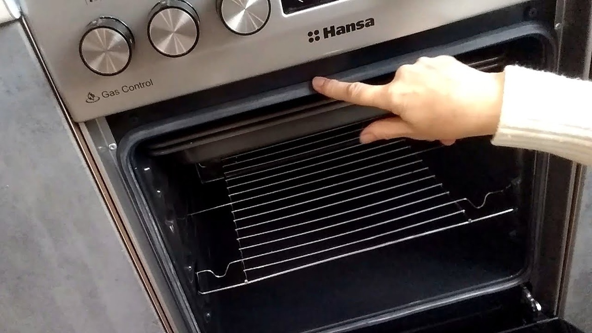 Как снять дверцу духовки на плите Hansa