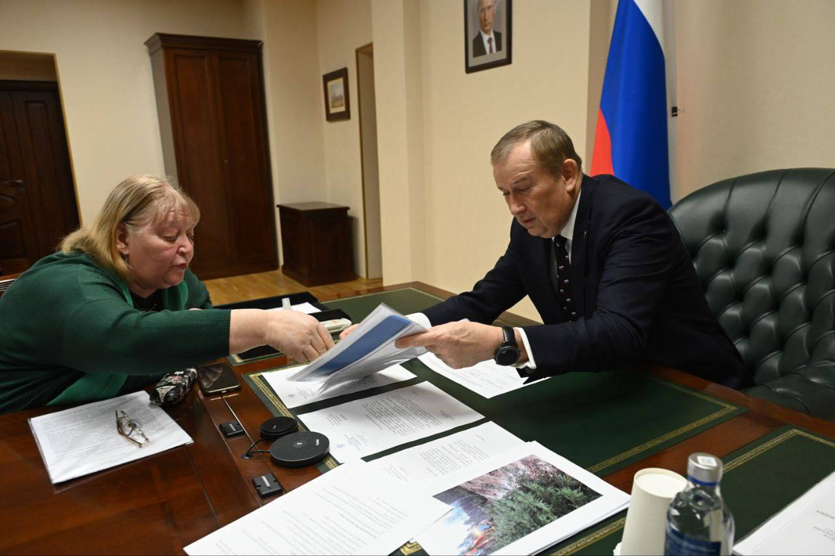 Александр Дрозденко вникает в проблемы граждан. Не устал ведь, на четвертый срок избрался. фото https://t.me/drozdenko_au_lo/8843