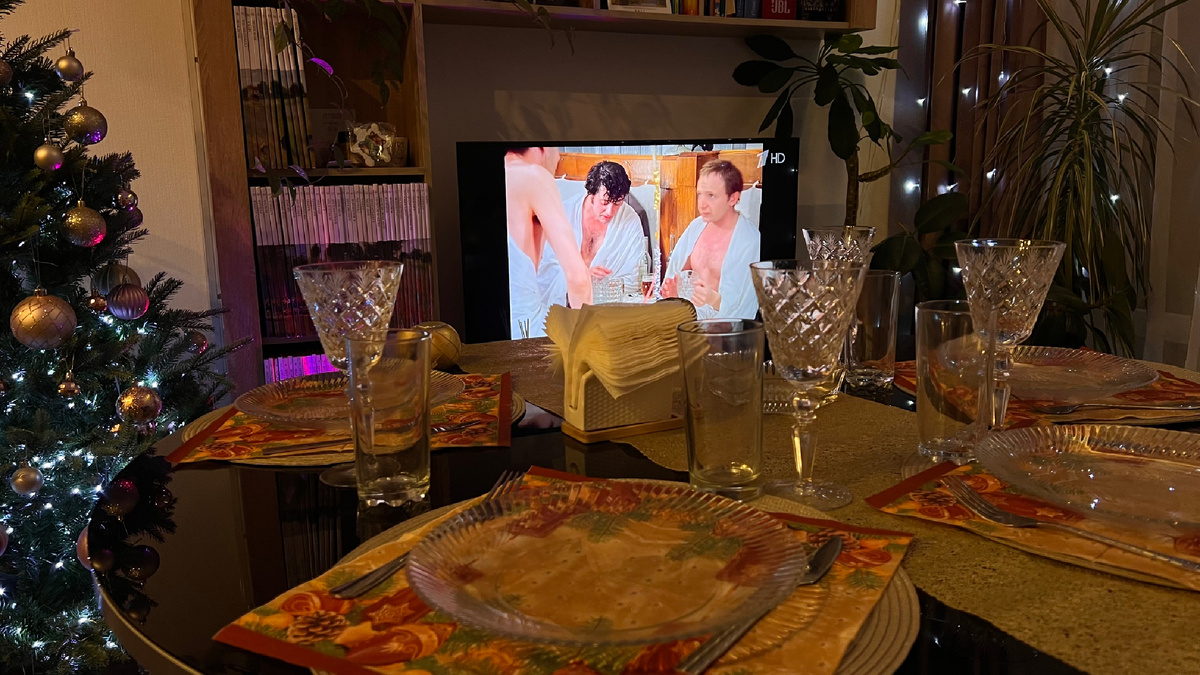 Кто куда, а я дома😃